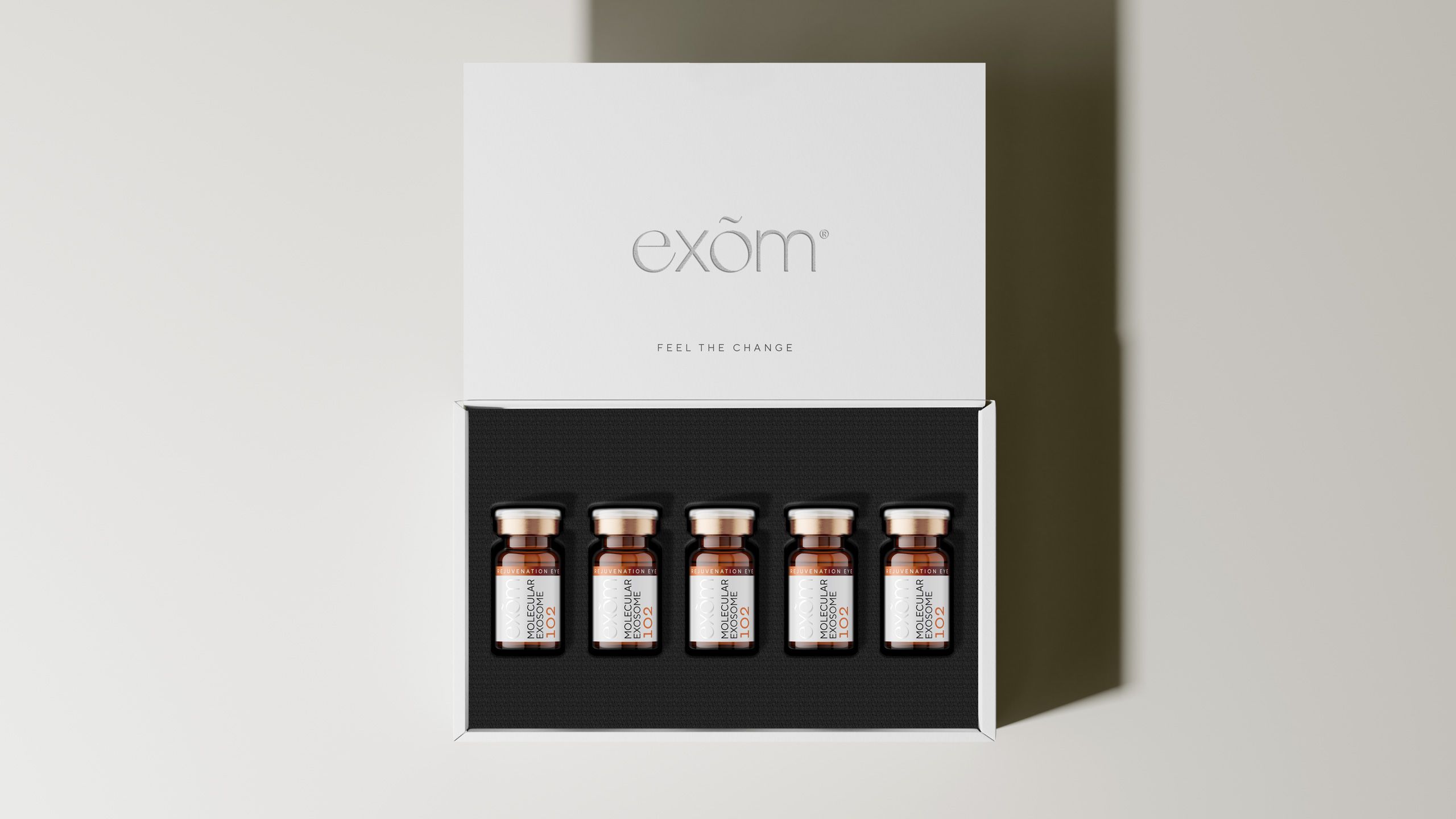 Η κασετίνα με τα εξωσωμάτα exom - σχεδιασμός συσκευασίας pecora nera design studio